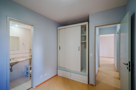 Apartamento para alugar com 74m², 3 quartos e 2 vagas Apartamento para alugar com 74m², 3 quartos e 2 vagasSuíte