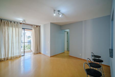 Sala de apartamento para alugar com 3 quartos, 74m² em Jardim Peri Peri, São Paulo