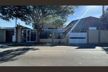 Casa de condomínio à venda com 93m², 3 quartos e 2 vagas Casa de condomínio à venda com 93m², 3 quartos e 2 vagasFachada