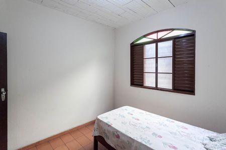 Casa à venda com 375m², 3 quartos e 3 vagasQuarto 2