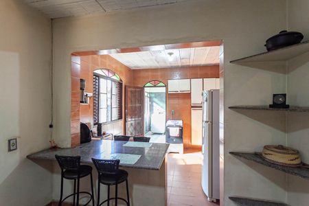Casa à venda com 375m², 3 quartos e 3 vagasCozinha