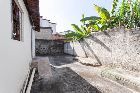 Casa à venda com 375m², 3 quartos e 3 vagasQuintal