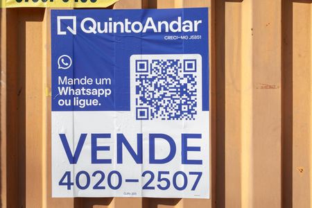 Casa à venda com 375m², 3 quartos e 3 vagasFachada