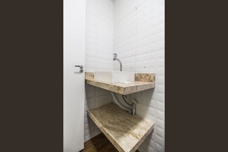 Apartamento à venda com 59m², 2 quartos e 1 vaga Apartamento à venda com 59m², 2 quartos e 1 vagaBanheiro 2