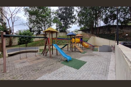 Apartamento para alugar com 66m², 2 quartos e 1 vaga Apartamento para alugar com 66m², 2 quartos e 1 vagaÁrea comum - Playground
