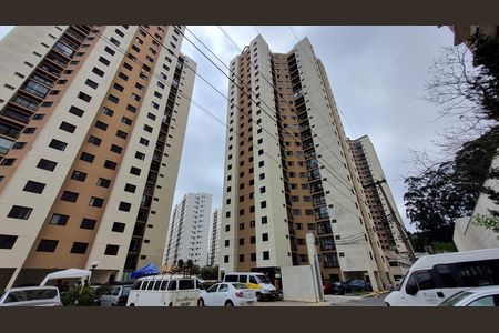 Apartamento para alugar com 66m², 2 quartos e 1 vaga Apartamento para alugar com 66m², 2 quartos e 1 vagaFachada