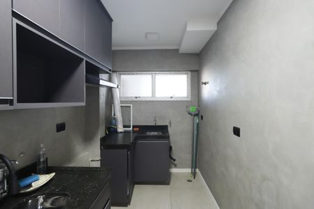 Apartamento à venda com 52m², 2 quartos e 1 vaga Apartamento à venda com 52m², 2 quartos e 1 vagaCozinha e Área de Serviço