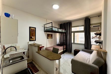 Kitnet/Studio para alugar com 1 quarto, 30m² em Centro, Rio de Janeiro