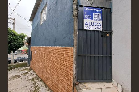 Studio para alugar com 25m², 1 quarto e sem vaga Studio para alugar com 25m², 1 quarto e sem vagaFachada