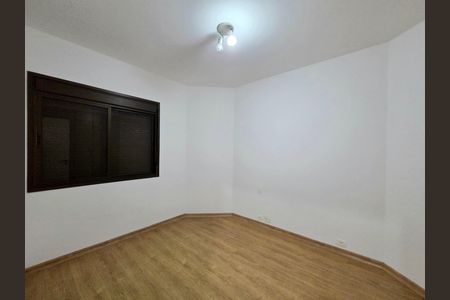 Apartamento à venda com 128m², 3 quartos e 2 vagas Apartamento à venda com 128m², 3 quartos e 2 vagasQuarto 3