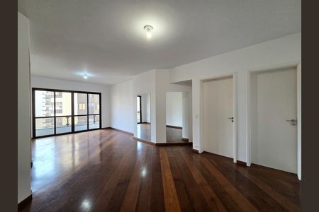 Apartamento à venda com 128m², 3 quartos e 2 vagas Apartamento à venda com 128m², 3 quartos e 2 vagasSala