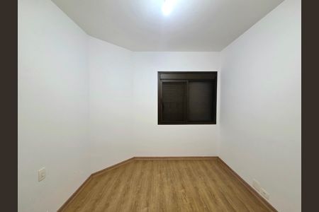 Apartamento à venda com 128m², 3 quartos e 2 vagas Apartamento à venda com 128m², 3 quartos e 2 vagasQuarto 2