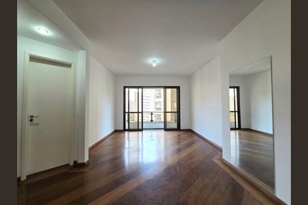 Apartamento à venda com 128m², 3 quartos e 2 vagas Apartamento à venda com 128m², 3 quartos e 2 vagasSala