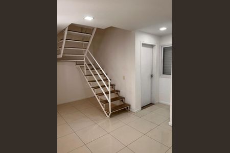 Sala de casa de condomínio à venda com 3 quartos, 91m² em Tanque, Rio de Janeiro