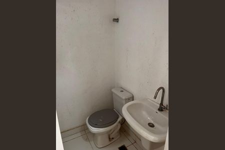 Casa de condomínio à venda com 91m², 3 quartos e 1 vaga Casa de condomínio à venda com 91m², 3 quartos e 1 vagaBanheiro