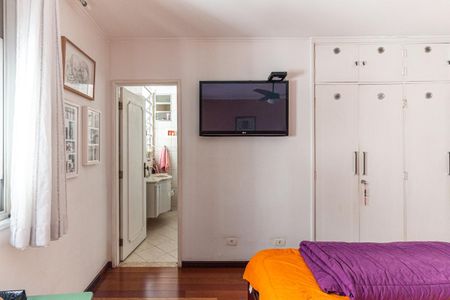 Apartamento à venda com 165m², 3 quartos e 2 vagas Apartamento à venda com 165m², 3 quartos e 2 vagasSuíte 1