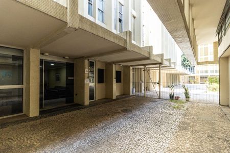 Apartamento à venda com 165m², 3 quartos e 2 vagas Apartamento à venda com 165m², 3 quartos e 2 vagasÁrea Comum