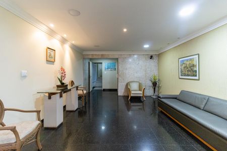 Apartamento à venda com 165m², 3 quartos e 2 vagas Apartamento à venda com 165m², 3 quartos e 2 vagasHall de Entrada