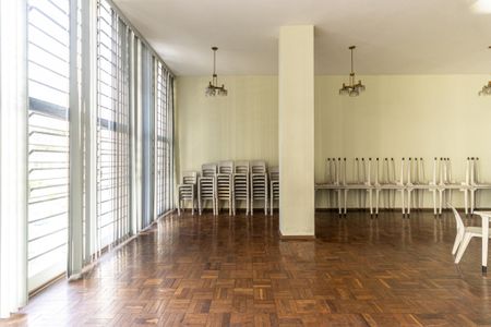 Apartamento à venda com 165m², 3 quartos e 2 vagas Apartamento à venda com 165m², 3 quartos e 2 vagasSalão de Festas