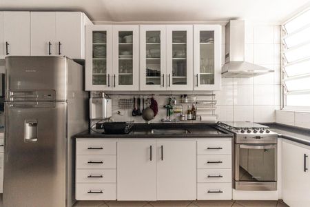 Apartamento à venda com 165m², 3 quartos e 2 vagas Apartamento à venda com 165m², 3 quartos e 2 vagasCozinha