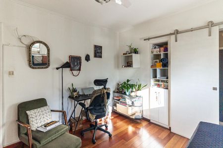 Apartamento à venda com 165m², 3 quartos e 2 vagas Apartamento à venda com 165m², 3 quartos e 2 vagasSuíte 2