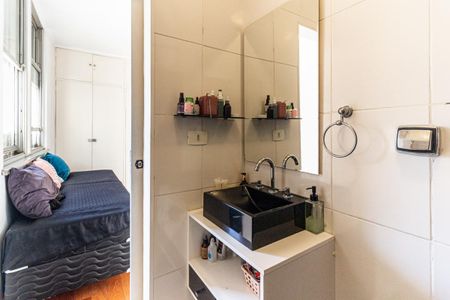 Apartamento à venda com 165m², 3 quartos e 2 vagas Apartamento à venda com 165m², 3 quartos e 2 vagasSuíte 2