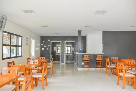 Casa de condomínio à venda com 117m², 3 quartos e 1 vaga Casa de condomínio à venda com 117m², 3 quartos e 1 vagaÁrea comum - Salão de festas
