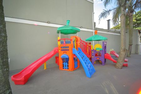 Casa de condomínio à venda com 117m², 3 quartos e 1 vagaÁrea comum - Playground