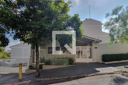 Casa de condomínio à venda com 117m², 3 quartos e 1 vaga
