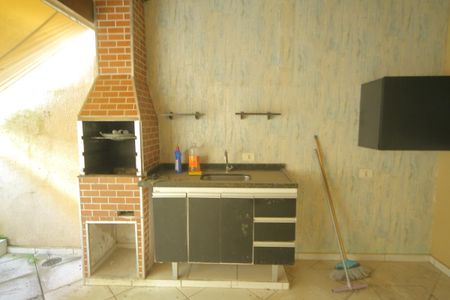 Casa de condomínio à venda com 117m², 3 quartos e 1 vagaQuintal/Churrasqueira 