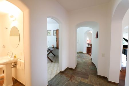 Apartamento para alugar com 200m², 4 quartos e 2 vagasHall central