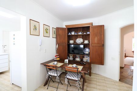 Apartamento para alugar com 200m², 4 quartos e 2 vagasCozinha