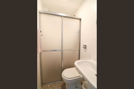 Apartamento para alugar com 200m², 4 quartos e 2 vagasBanheiro de serviço
