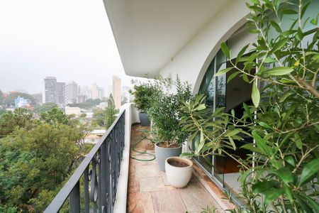 Apartamento para alugar com 200m², 4 quartos e 2 vagasVaranda
