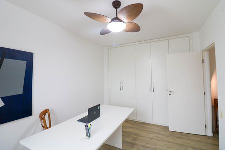 Apartamento para alugar com 200m², 4 quartos e 2 vagasQuarto 2