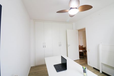 Apartamento para alugar com 200m², 4 quartos e 2 vagasQuarto 2