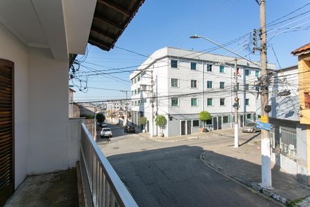 Casa à venda com 240m², 4 quartos e 4 vagas Casa à venda com 240m², 4 quartos e 4 vagasVista da Varanda
