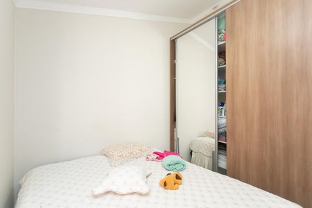 Casa à venda com 240m², 4 quartos e 4 vagas Casa à venda com 240m², 4 quartos e 4 vagasQuarto 4