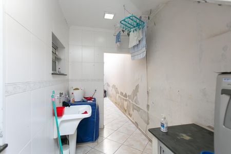 Casa à venda com 240m², 4 quartos e 4 vagas Casa à venda com 240m², 4 quartos e 4 vagasÁrea de Serviço 1