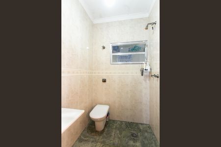 Casa à venda com 240m², 4 quartos e 4 vagas Casa à venda com 240m², 4 quartos e 4 vagasBanheiro 3