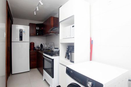 Apartamento à venda com 70m², 2 quartos e sem vagaCozinha + Área de Serviço