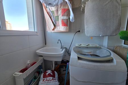Apartamento para alugar com 104m², 3 quartos e 2 vagas Apartamento para alugar com 104m², 3 quartos e 2 vagasÁrea de Serviço