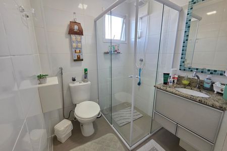 Apartamento para alugar com 104m², 3 quartos e 2 vagas Apartamento para alugar com 104m², 3 quartos e 2 vagasBanheiro da Suíte 1