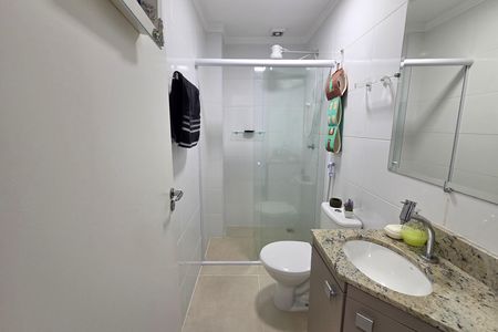 Apartamento para alugar com 104m², 3 quartos e 2 vagas Apartamento para alugar com 104m², 3 quartos e 2 vagasBanheiro Social