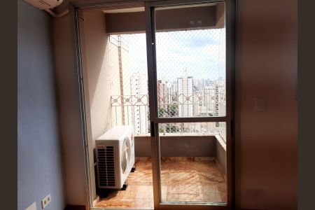 Sala de apartamento para alugar com 2 quartos, 62m² em Vila Gumercindo, São Paulo