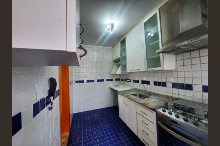 Cozinha de apartamento para alugar com 2 quartos, 62m² em Vila Gumercindo, São Paulo