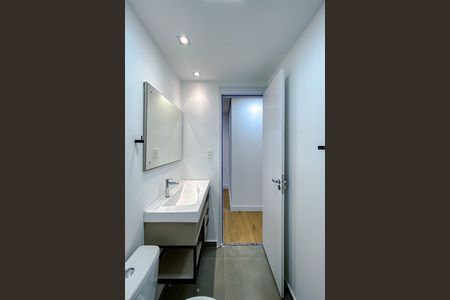 Apartamento para alugar com 53m², 2 quartos e 1 vaga Apartamento para alugar com 53m², 2 quartos e 1 vagaBanheiro