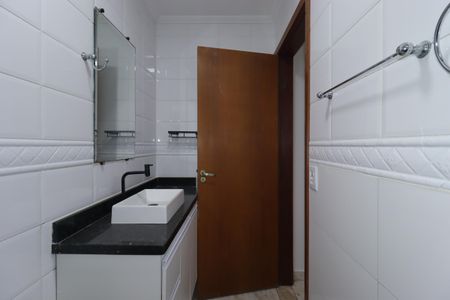 Casa para alugar com 85m², 3 quartos e 2 vagasBanheiro da Suíte