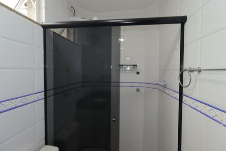 Casa para alugar com 85m², 3 quartos e 2 vagasBanheiro Social