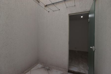 Casa para alugar com 85m², 3 quartos e 2 vagasQuintal